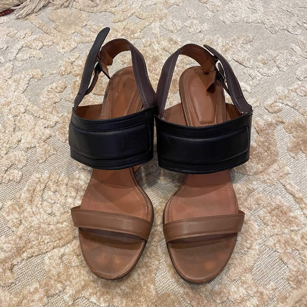 Givenchy Black/brown sandal